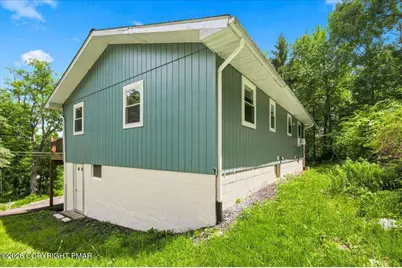  1027 Maple Lake Drive, Bushkill, PA 18324 - Photo 18