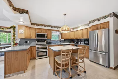  548 Lakeside Drive, East Stroudsburg, PA 18301 - Photo 4