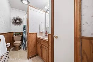 548 Lakeside Dr, East Stroudsburg, PA 18301 - Photo 20