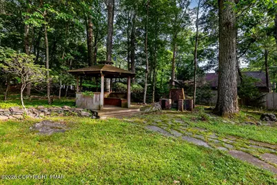  755 White Oak Road, Cresco, PA 18326 - Photo 4
