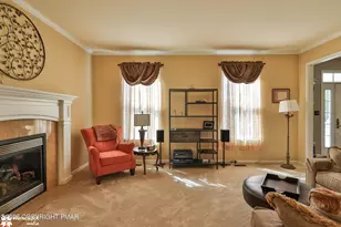 4826 Somerset Ln, Macungie, PA 18062 - Photo 22