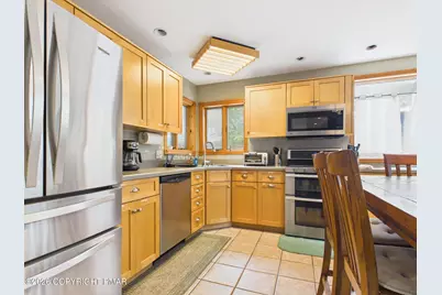  674 Glen Circle Drive, Tobyhanna, PA 18466 - Photo 8