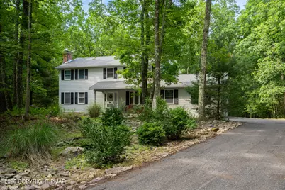  214 Majestic Drive, Saylorsburg, PA 18353 - Photo 2