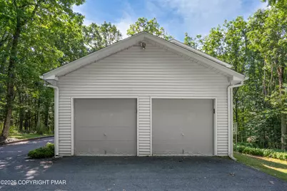  214 Majestic Drive, Saylorsburg, PA 18353 - Photo 6