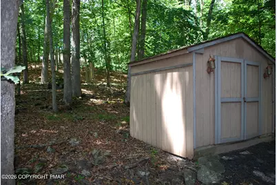  424 Saunders Drive, Bushkill, PA 18324 - Photo 34