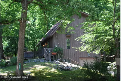  424 Saunders Drive, Bushkill, PA 18324 - Photo 36