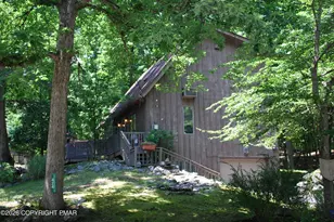 424 Saunders Dr, Bushkill, PA 18324 - Photo 36
