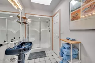 726 Pinecrest Dr, Pocono Pines, PA 18350 - Photo 26