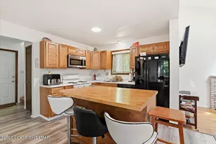 184 Cambridge Ct, Bushkill, PA 18324 - Photo 6
