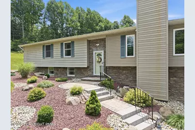  226 Circle Drive, Saylorsburg, PA 18353 - Photo 6