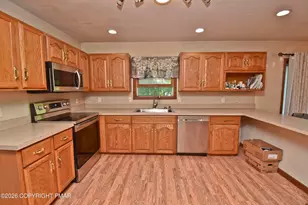 1270 Park Dr, East Stroudsburg, PA 18302 - Photo 8