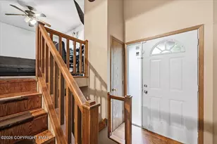 172 Dorchester Dr, Bushkill, PA 18324 - Photo 4