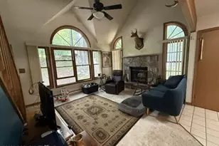 22 Brookeville Terrace, Mount Pocono, PA 18344 - Photo 2