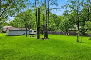 1304 Summit View Dr, Long Pond, PA 18334 - Photo 16