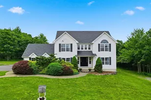 1855 Sun Valley Dr, Blakeslee, PA 18610 - Photo 1