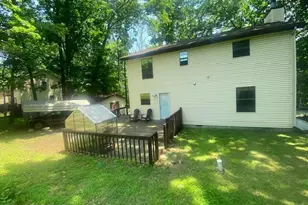 176 Suter Dr, Bushkill, PA 18324 - Photo 6