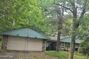 405 Park Ave, Mount Pocono, PA 18344 - Photo 1