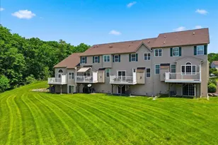 2005 Muirfield Wy, East Stroudsburg, PA 18302 - Photo 2