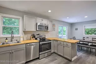 327 Country Pl Dr, Tobyhanna, PA 18466 - Photo 8