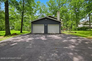 2004 Linwood Dr, Stroudsburg, PA 18360 - Photo 8