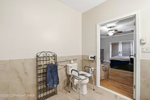 1323 Crossing Ln, Stroudsburg, PA 18360 - Photo 32