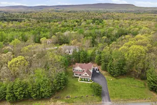 1323 Crossing Ln, Stroudsburg, PA 18360 - Photo 58