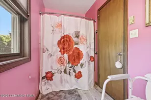 712 Ave, Stroudsburg, PA 18360 - Photo 34
