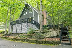 6255 Decker Rd, Bushkill, PA 18324 - Photo 1