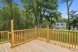 1073 7 Nations Dr, Tobyhanna, PA 18466 - Photo 34