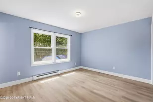1073 7 Nations Dr, Tobyhanna, PA 18466 - Photo 14