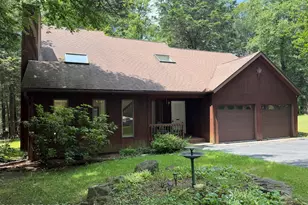 1232 Chandus Way, Tobyhanna, PA 18466 - Photo 2