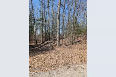  9 Hollow Dr 9 Drive, Stroudsburg, PA 18360 - Photo 1