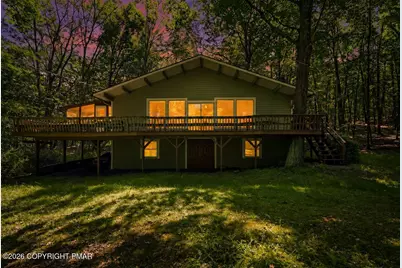  166 Pheasant Run, Bushkill, PA 18324 - Photo 2