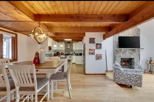 123 Banbury Dr, Bushkill, PA 18324 - Photo 2
