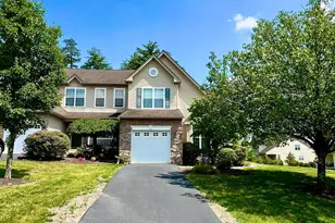 1702 Big Ridge Dr, East Stroudsburg, PA 18302 - Photo 1
