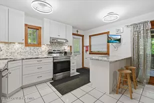 677 Clubhouse Dr, East Stroudsburg, PA 18302 - Photo 8