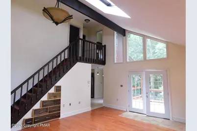  112 Messerle Court, Bushkill, PA 18324 - Photo 10