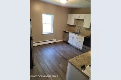  418 Center Avenue, Jim Thorpe, PA 18229 - Photo 2