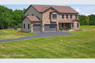  130 Longenbach Avenue, Nazareth, PA 18064 - Photo 6