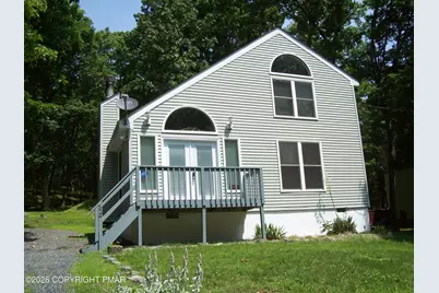  324 Whippoorwill Drive, Bushkill, PA 18324 - Photo 1