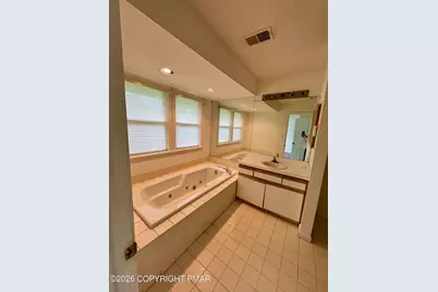  143 Huntington Drive, East Stroudsburg, PA 18302 - Photo 12