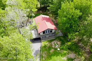 401 Clearview Dr, Long Pond, PA 18334 - Photo 36