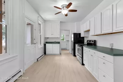  227 E Garrison Street, Bethlehem, PA 18018 - Photo 10