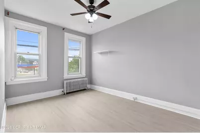  227 E Garrison Street, Bethlehem, PA 18018 - Photo 18