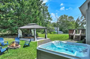 289 Overland Dr, Long Pond, PA 18334 - Photo 2
