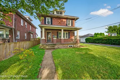  1118 Minsi Trail Street, Bethlehem, PA 18018 - Photo 1