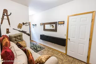 9 Adventure Dr, Covington Township, PA 18424 - Photo 10
