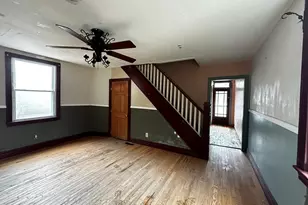 415 Peacock St, Pottsville, PA 17901 - Photo 8