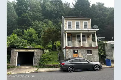  415 Peacock Street, Pottsville, PA 17901 - Photo 2