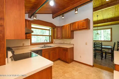  223 Briarwood Drive, Effort, PA 18330 - Photo 12